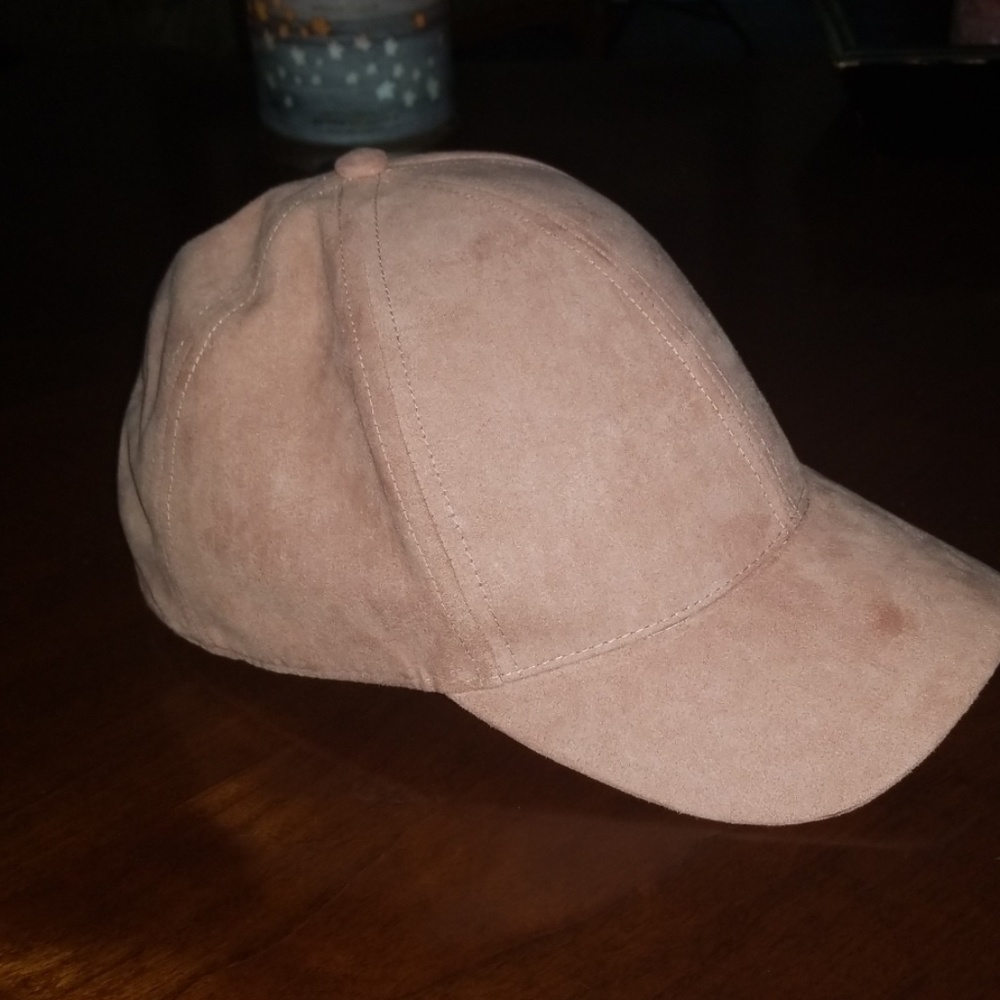 Women's Suede-like Baseball Cap - Picture 2 of 3
